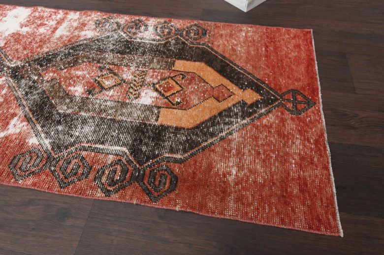 Red Vintage Runner Rug