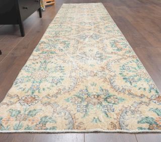 Floral Vintage Runner Rug - Thumbnail