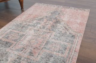 Pale Red - Semi-Antique Runner - Thumbnail