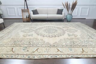 Oversized Oriental Persian Rug - Thumbnail
