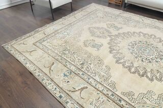 Oversized Oriental Persian Rug - Thumbnail