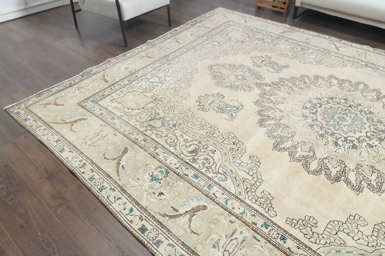 Oversized Oriental Persian Rug