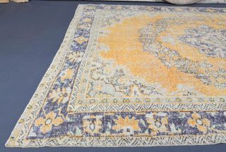 Turkish Vintage Anatolian Area Rug - Thumbnail