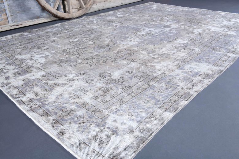 Antique Distressed Vintage Area Rug