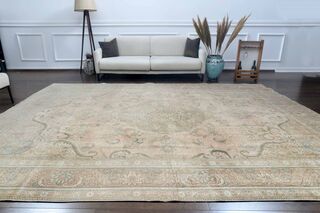 Persian 9x13 Faded Floral Rug - Thumbnail