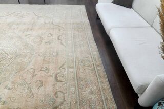 Persian 9x13 Faded Floral Rug - Thumbnail