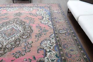 Persian Vintage Pink Rug - Thumbnail