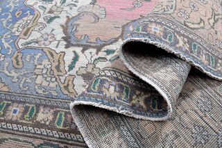 Persian Vintage Pink Rug - Thumbnail