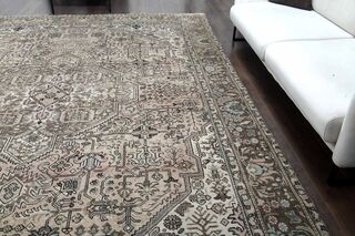 Antique Persian Handwoven Rug - Thumbnail