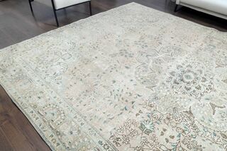 Antique Persian Rug - Thumbnail