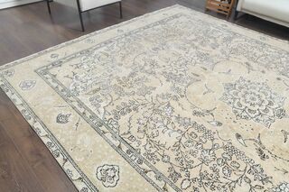 Persian Oversized Vintage wool rug - Thumbnail