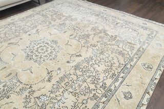 Persian Oversized Vintage wool rug - Thumbnail