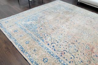 Oriental Persian Vintage Area Rug - Thumbnail