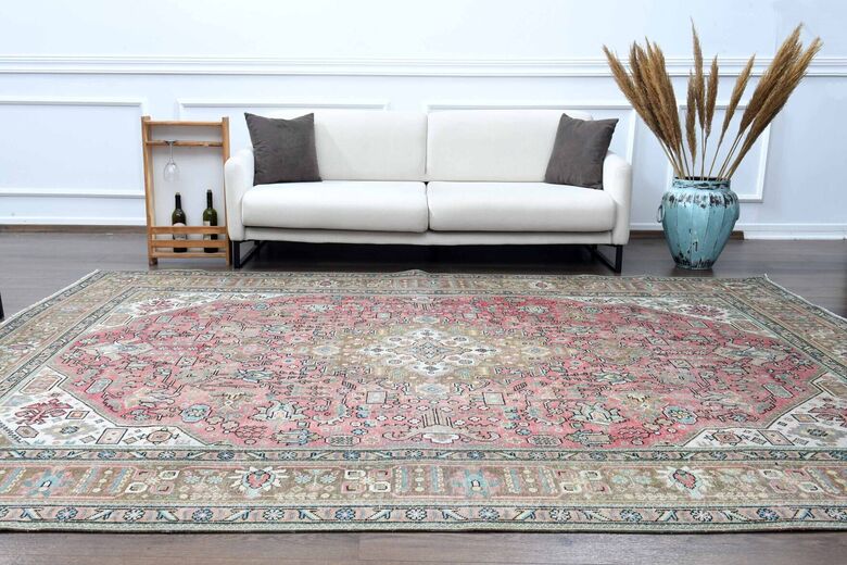 Persian Vintage Handmade Rug_Kopya(1)