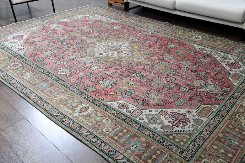 Persian Vintage Handmade Rug_Kopya(1)