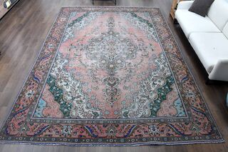 Persian Vintage Pink Rug - Thumbnail