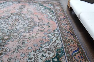 Persian Vintage Pink Rug - Thumbnail