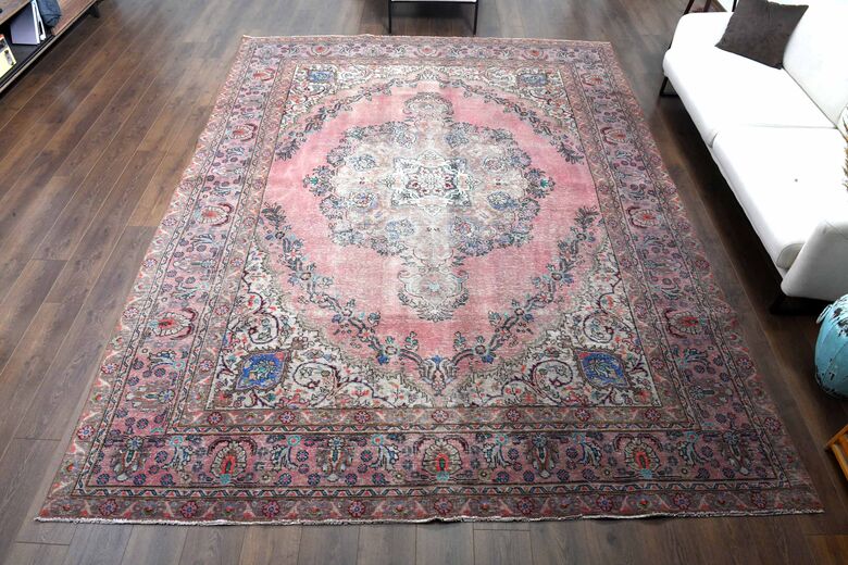 Oriental Pink Persian Rug