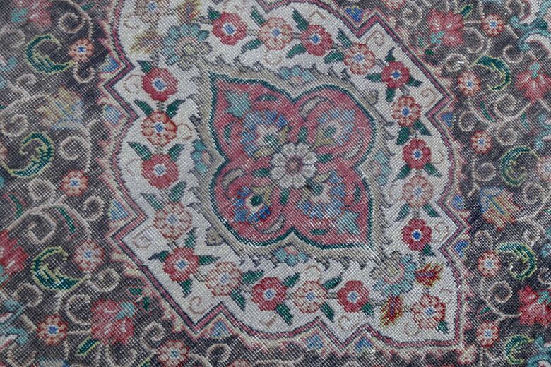 Pink Medallion Persian Vintage Woven Wool Rug
