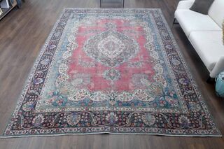 Pink Medallion Persian Vintage Woven Wool Rug - Thumbnail