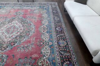Pink Medallion Persian Vintage Woven Wool Rug - Thumbnail