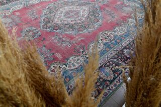 Pink Medallion Persian Vintage Woven Wool Rug - Thumbnail