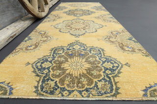 Oriental Vintage Runner Rug - Thumbnail