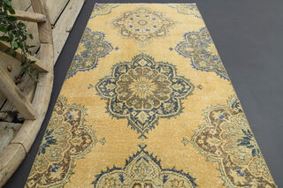 Oriental Vintage Runner Rug - Thumbnail