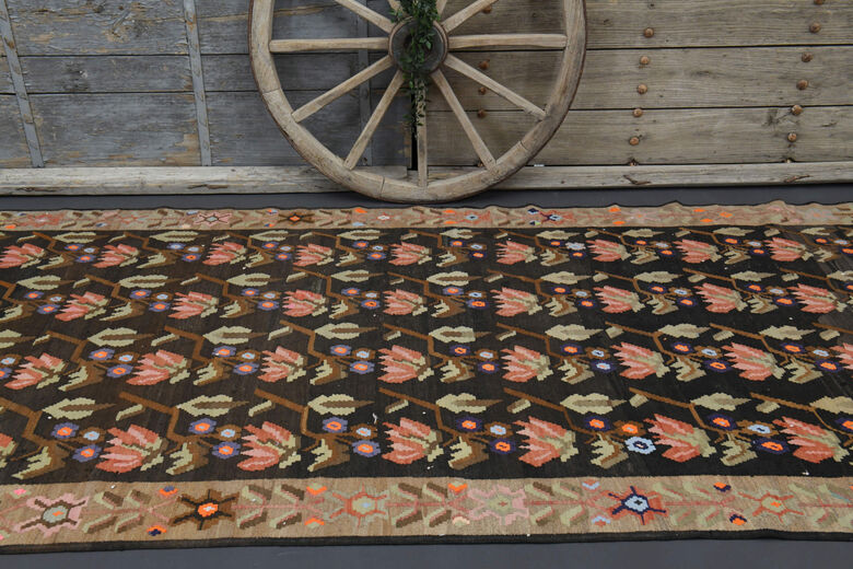 Ethnic Anatolian Kilim Runner