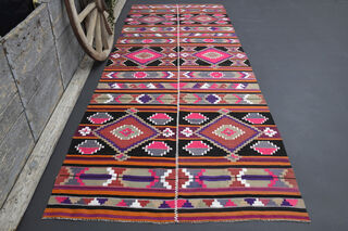 Turkish Vintage Runner Rug - Thumbnail