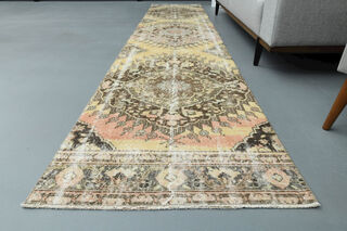 Turkish Vintage Runner Rug - Thumbnail