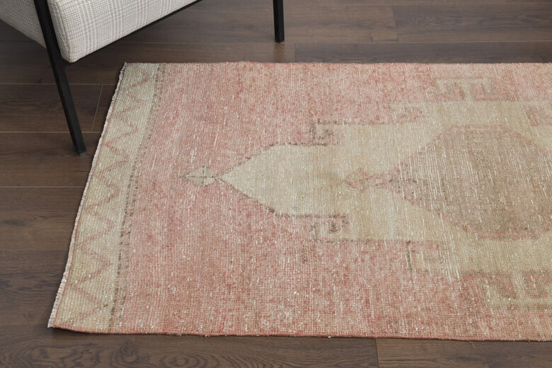 Pale Red - Antique Runner