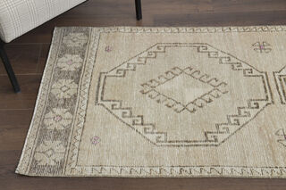 Turkish Vintage Runner Rug - Thumbnail