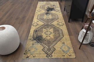 Turkish Vintage Runner Rug - Thumbnail