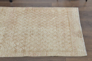 Antique Neutral Runner Rug - Thumbnail