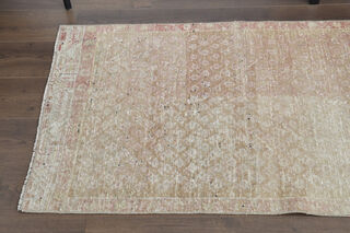 Antique Neutral Runner Rug - Thumbnail