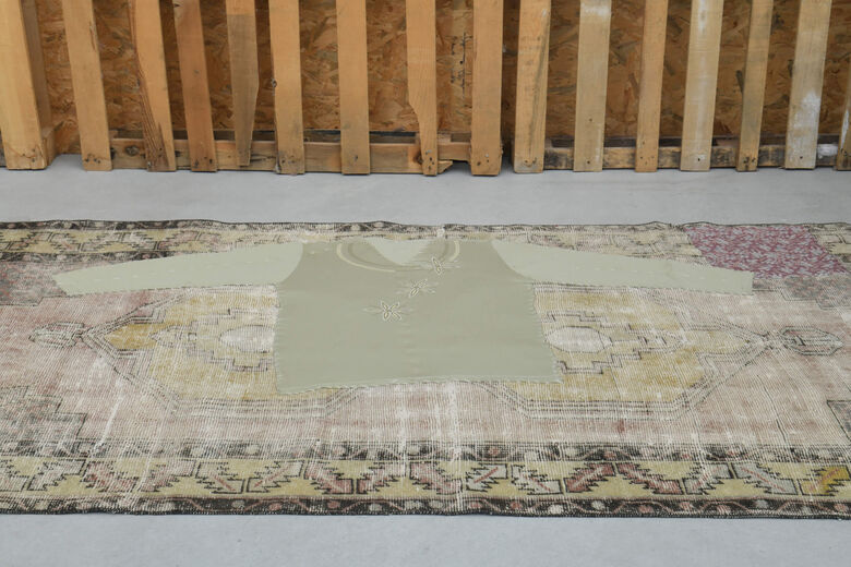 Abdal Shirt Rug