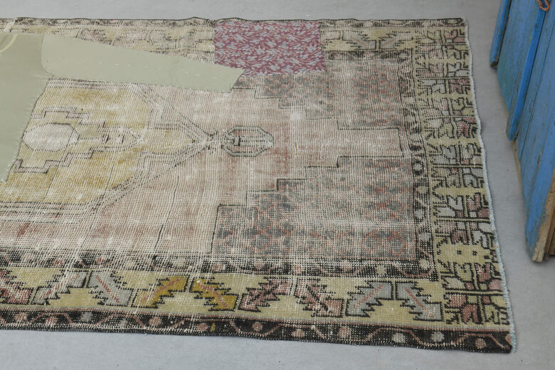 Abdal Shirt Rug