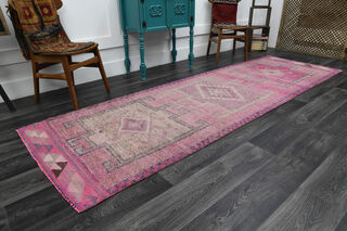 Turkish Vintage Runner Rug - Thumbnail