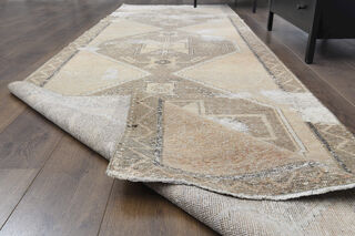 Turkish Vintage Runner Rug - Thumbnail