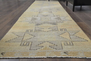 Turkish Vintage Runner Rug - Thumbnail