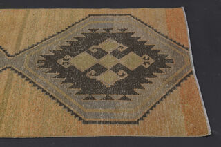 Turkish Vintage Runner Rug - Thumbnail