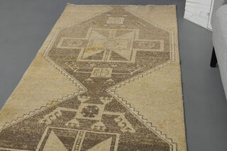 Neutral Vintage Runner Rug - Thumbnail