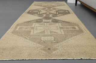 Neutral Vintage Runner Rug - Thumbnail