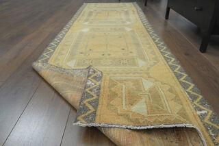 Turkish Vintage Runner Rug - Thumbnail