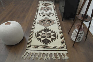 Turkish Vintage Runner Rug - Thumbnail