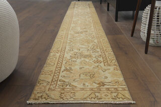 Narrow Light Brown Vintage Runner - Thumbnail