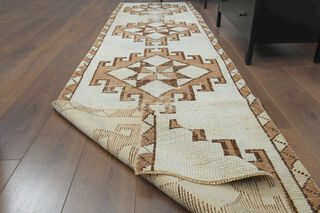 Turkish Vintage Runner Rug - Thumbnail