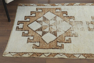 Turkish Vintage Runner Rug - Thumbnail