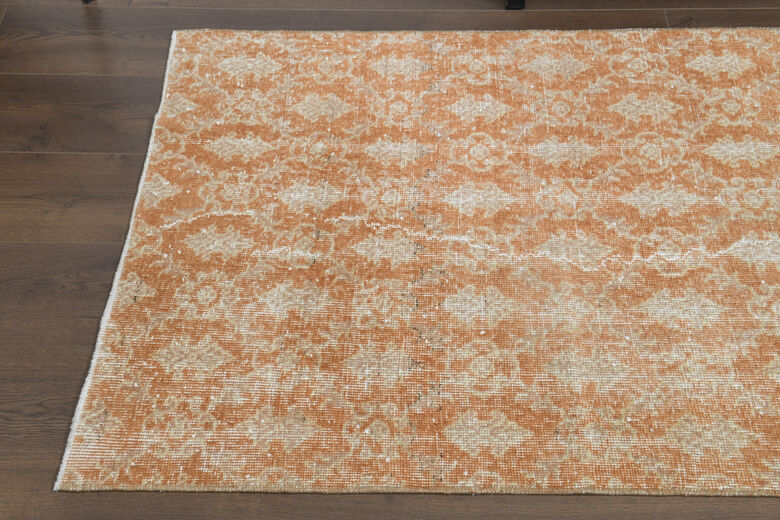 Damask - Vintage Runner Rug